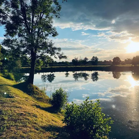 Lägenhet Zaton Tisina