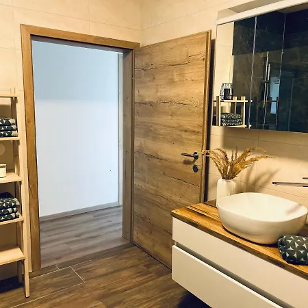 Zaton Apartmán Tisina